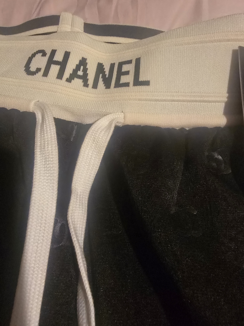 Chanel Women Black Logo Wide-Leg Lounge Pants with Cream Waistband - Picture 6 of 10